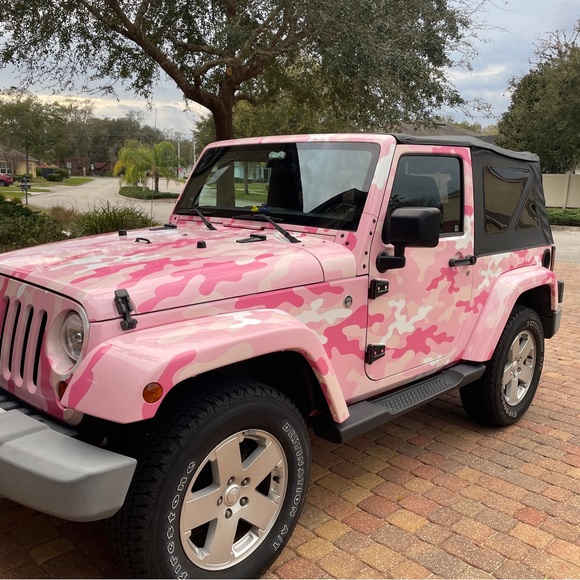 Meet your Posher, Joelle - Picture 2 of 7